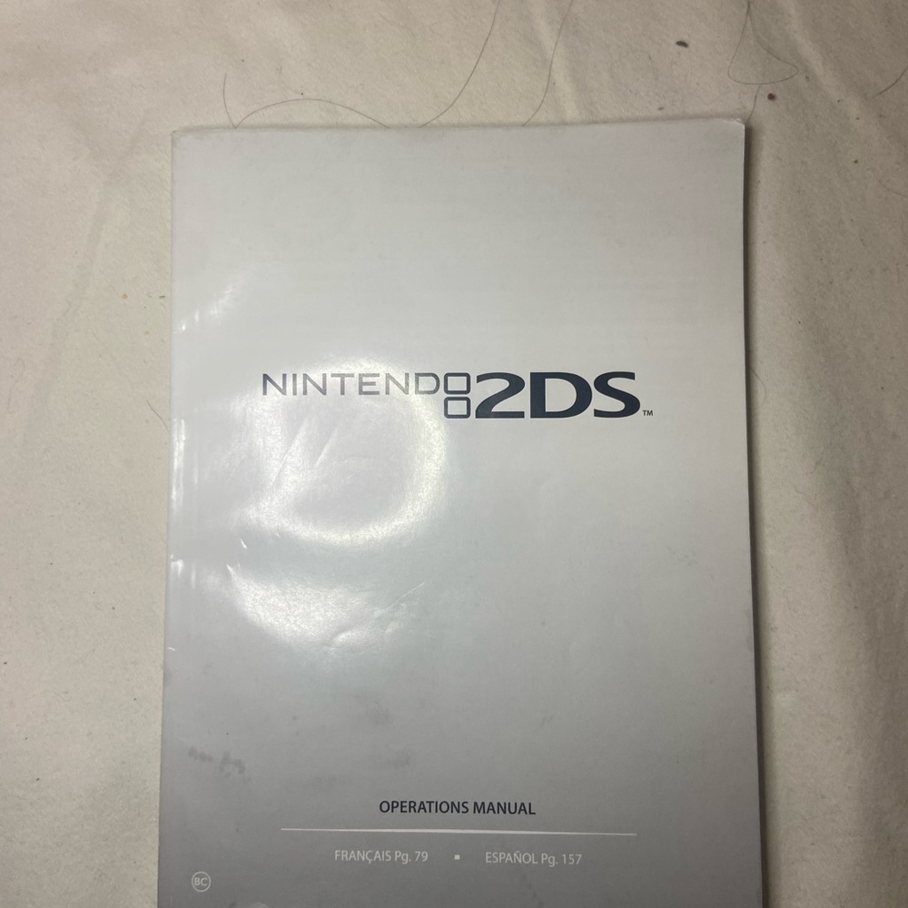 ☾.݁ᛪ༙ Nintendo 2DS Operations Manual (Dents And Scruffs)